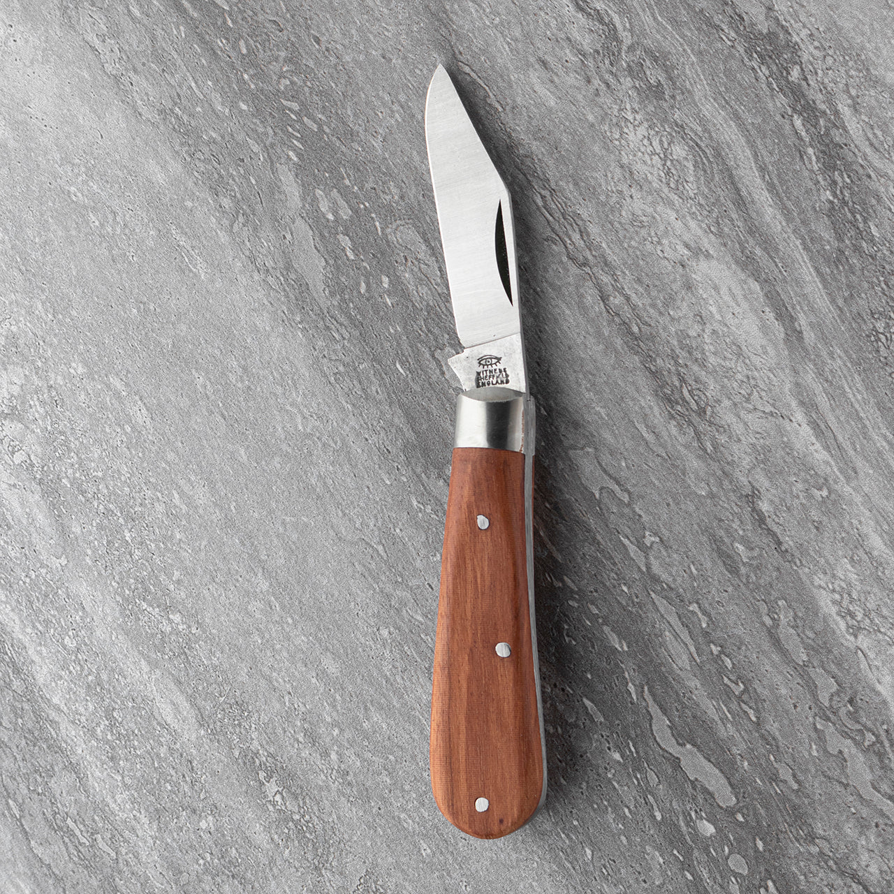 Taylors Eye Witness Sheffield Made Classic Hardwood 6cm Clip Point Pocket Knife