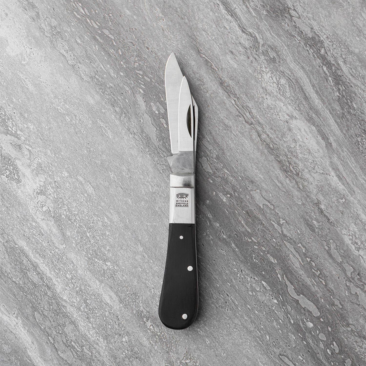 Taylors Eye Witness Sheffield Made Twin Barlow Pocket Knife