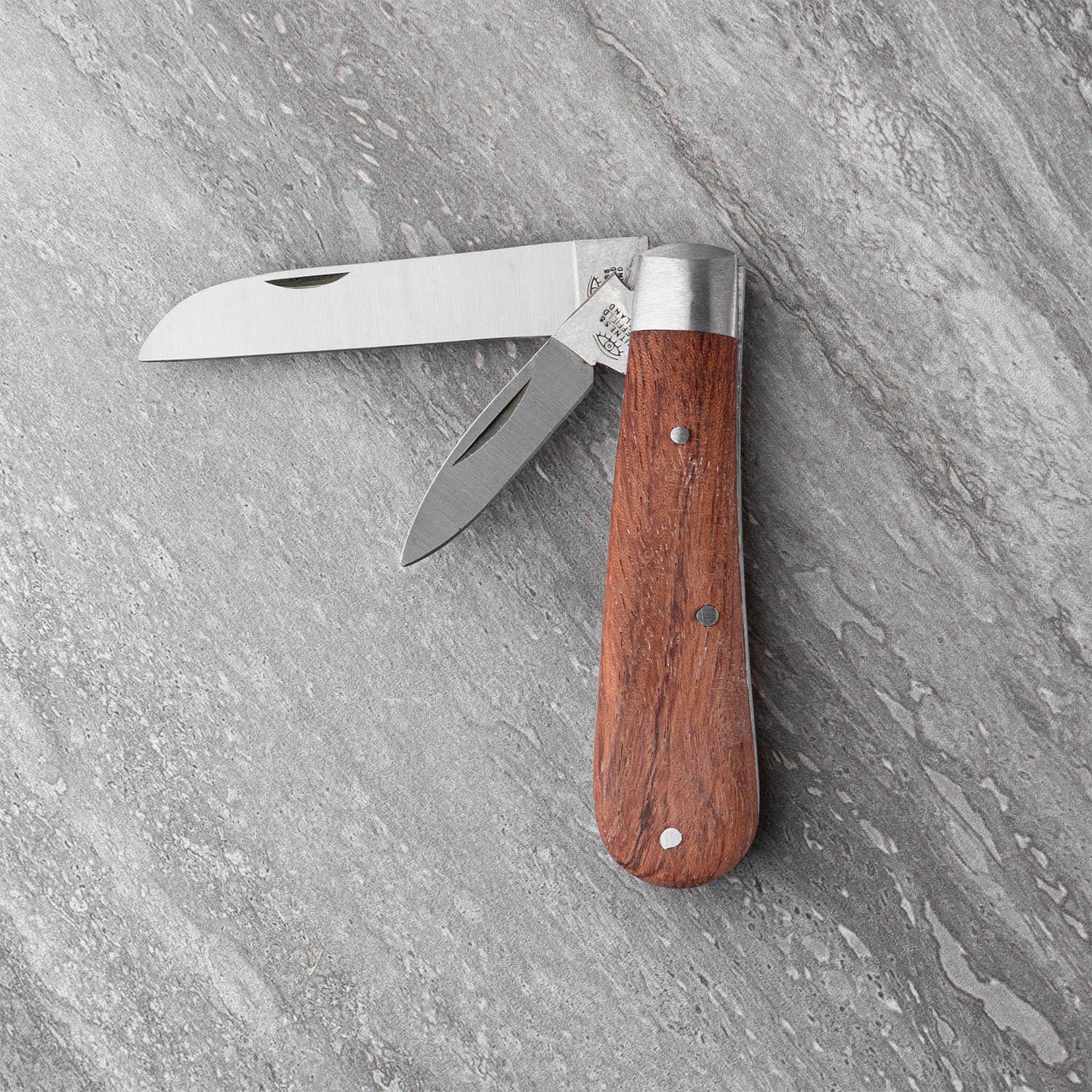 Taylors Eye Witness Hardwood Knife Lambfoot and Pen