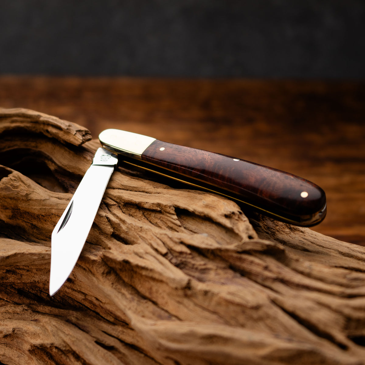 Taylors Eye Witness Premier Collection - Single Blade Gentlemans Clip Point Amboyna Burr Scales - Worked Back