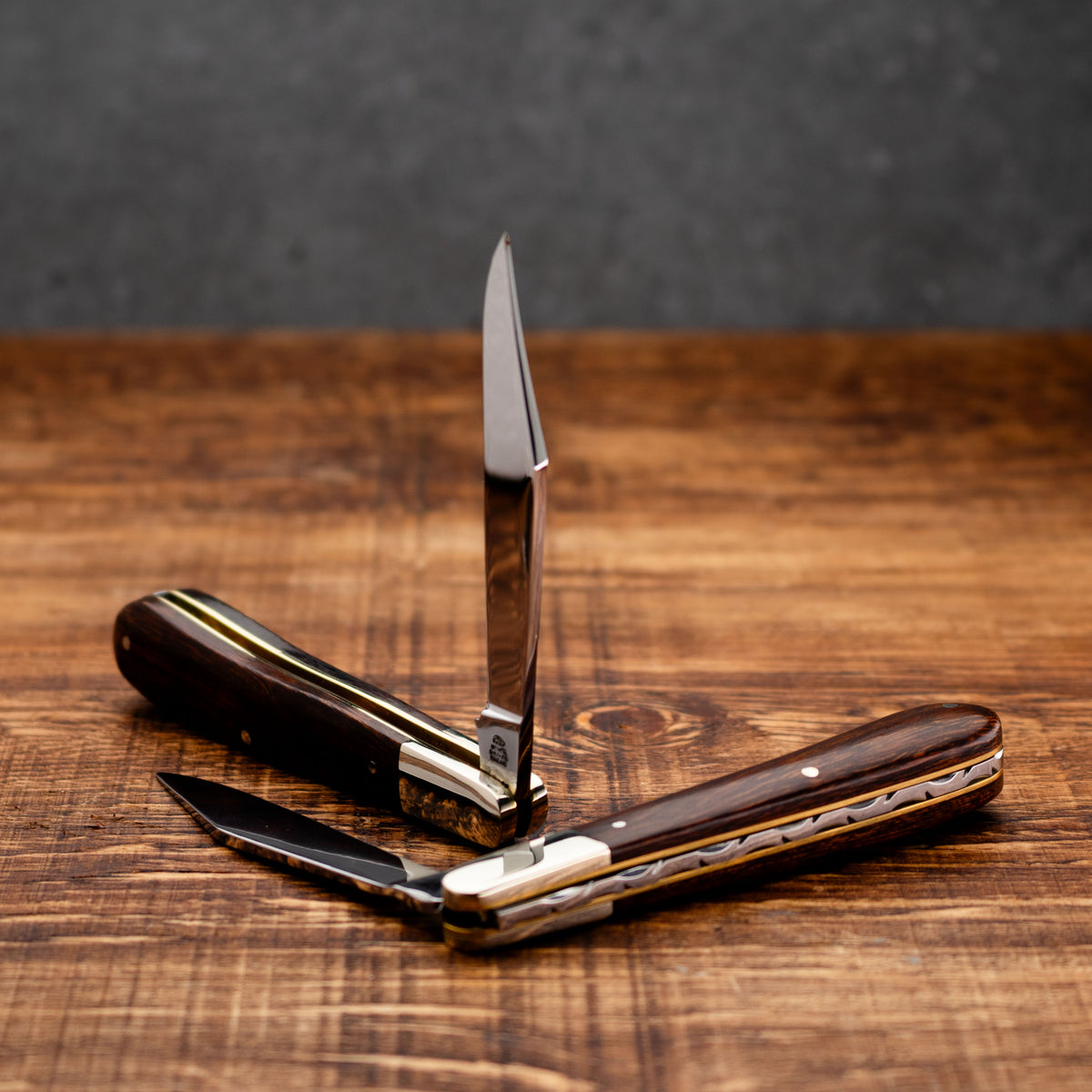 Taylors Eye Witness Premier Collection - Single Blade Gentlemans Clip Point Ironwood Scales Worked Back