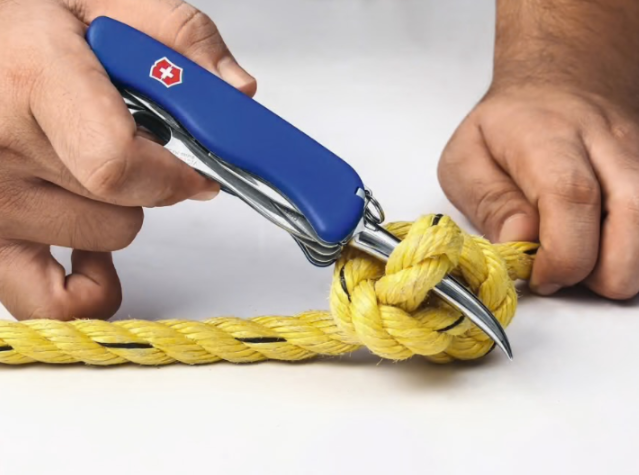 Victorinox Skipper Pro MW - 111 mm - Blue
