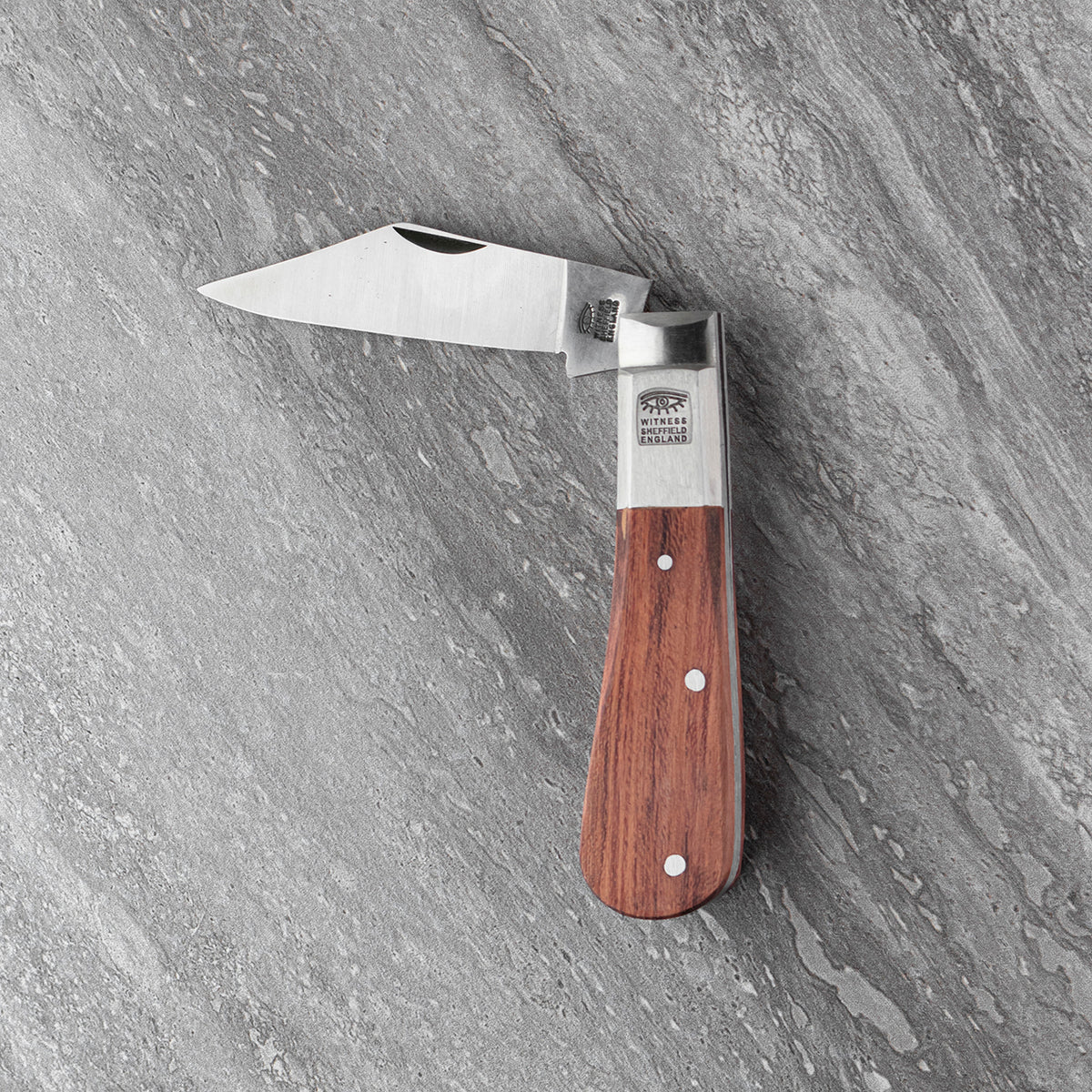 Taylors Eye Witness Sheffield Made Classic Hardwood 5.5cm Barlow Knife