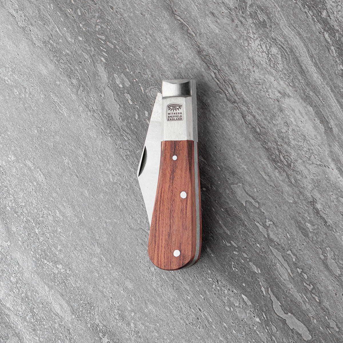 Taylors Eye Witness Sheffield Made Classic Hardwood 5.5cm Barlow Knife