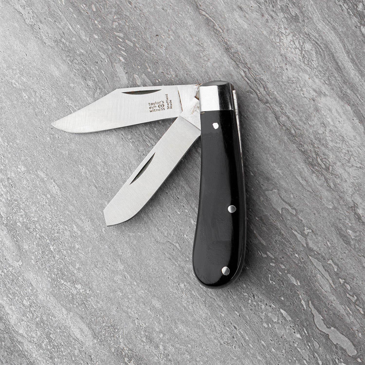 Taylors Eye Witness Sheffield Made Twin Blade Clip Point & Castrator Pocket Knife