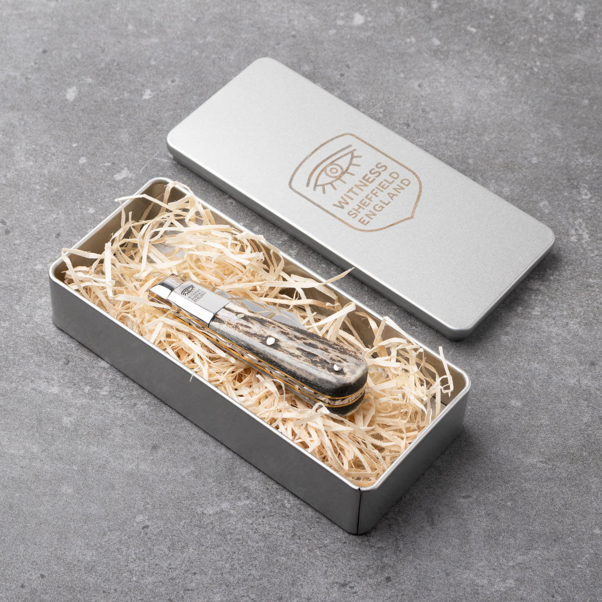 Taylors Eye Witness Premier Collection - Single Blade Barlow Stag Scales Worked Back