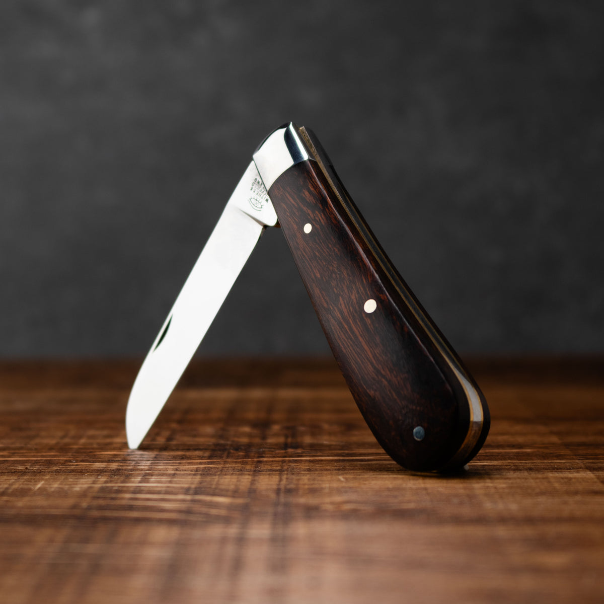 Taylors Eye Witness Premier Collection - Single Blade Lambfoot Blade Ironwood Scales Plain Back Spring