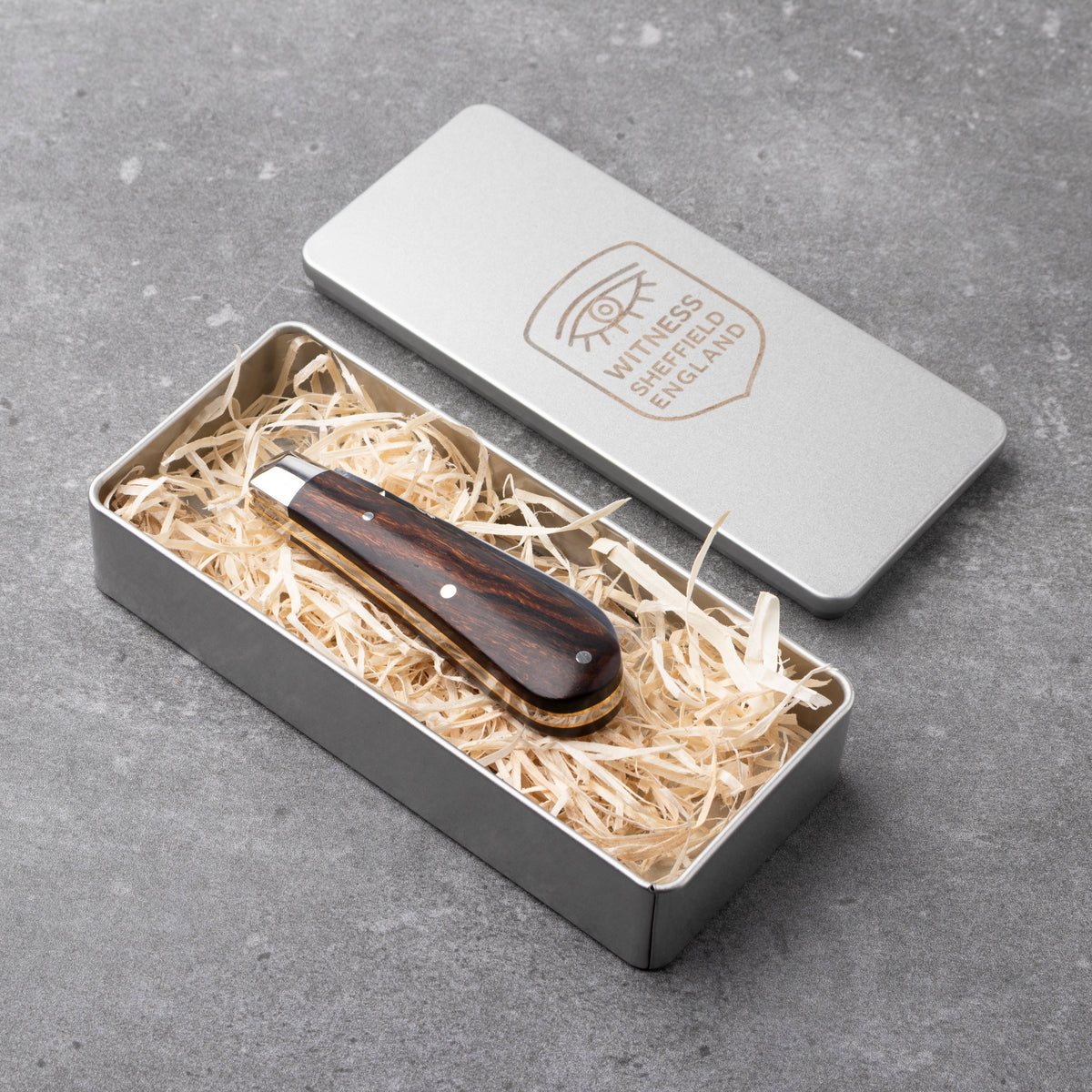 Taylors Eye Witness Premier Collection - Single Blade Lambfoot Blade Ironwood Scales Plain Back Spring