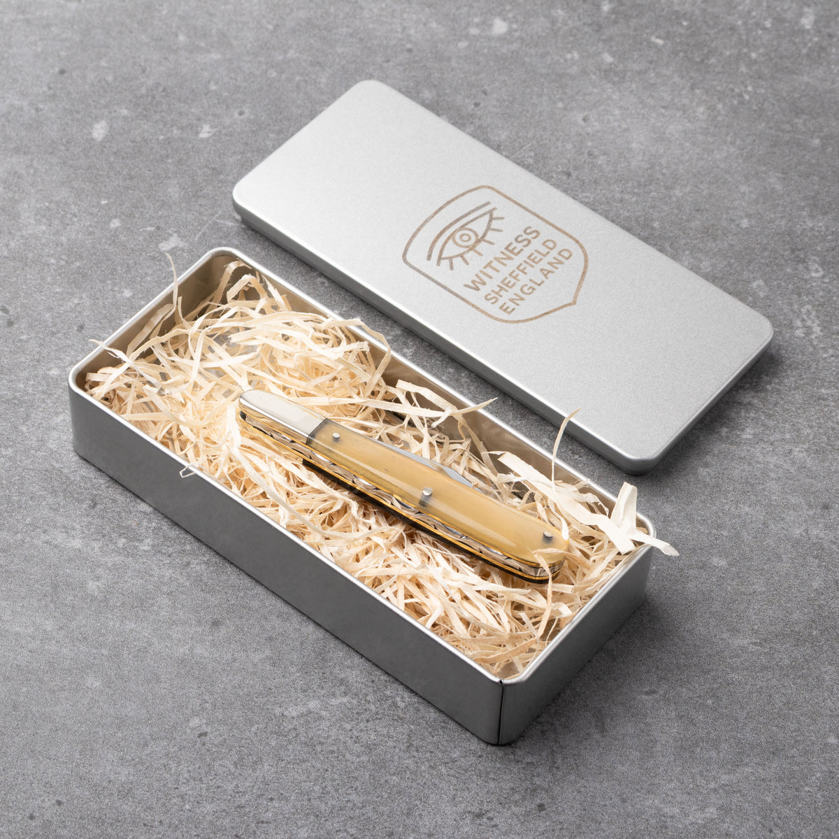 Premier Collection - Single Blade Gentlemans Clip Point Ox Horn with Worked Back Scales