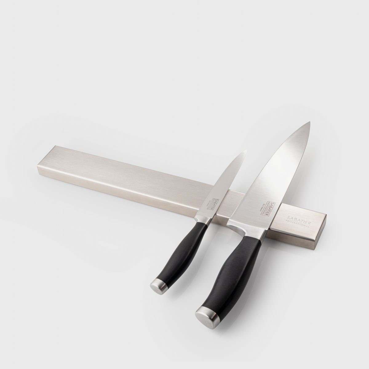 Sabatier Professional 6 Piece Bundle - 5 Piece Knife set with Stainless Steel Magnetic Knife Rack