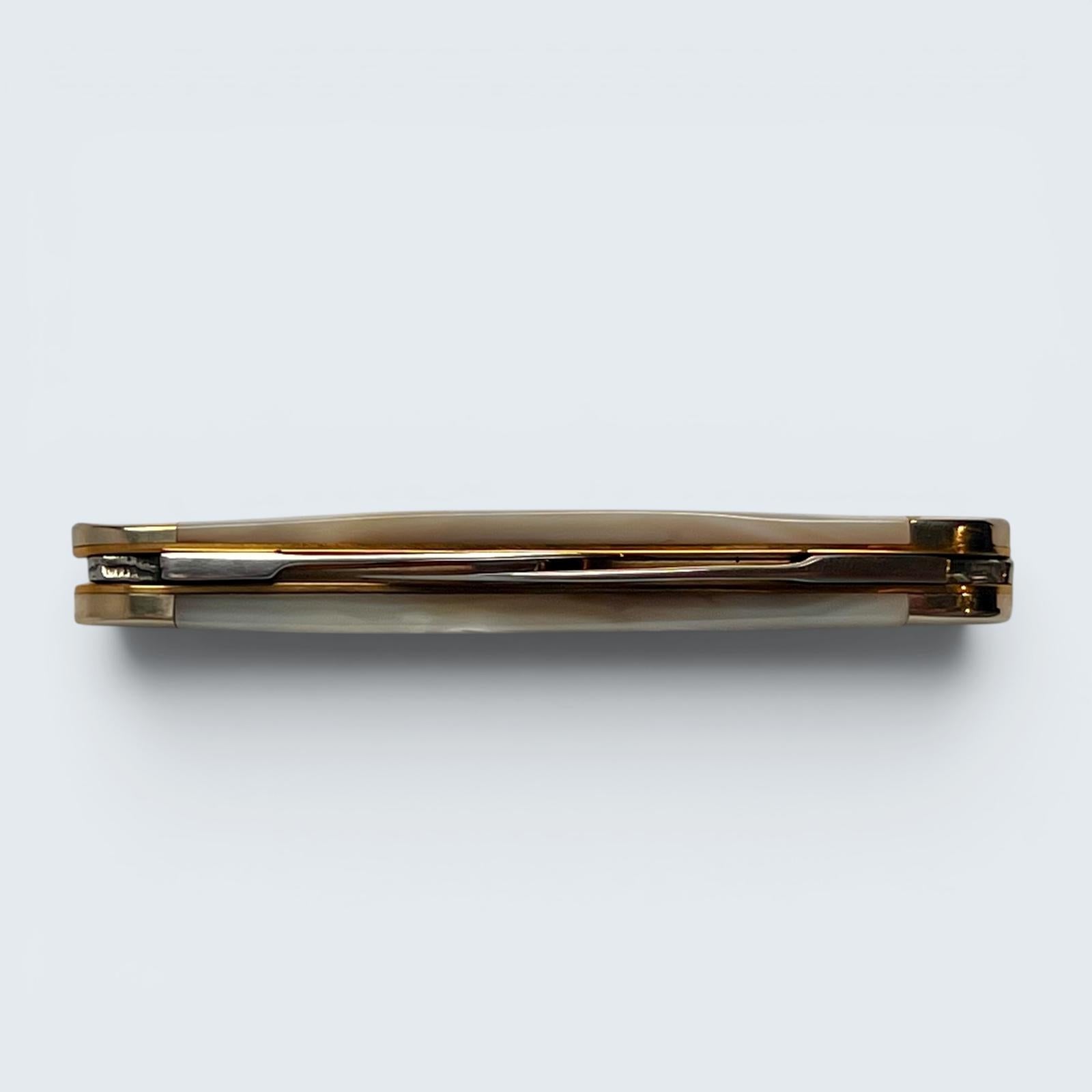Premier Collection Twin  Blade Double Bolstered Penknife with Mother of Pearl  Scales Plain Backspringpc1112 mop p[[